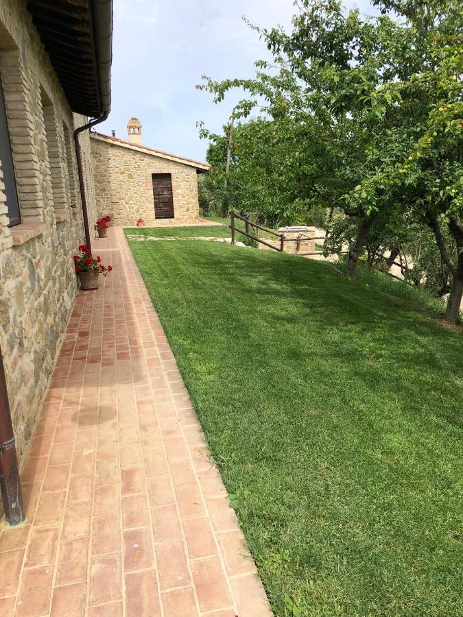 Agriturismo Sant'Angelo Holiday Farm Gualdo Cattaneo Buitenkant foto