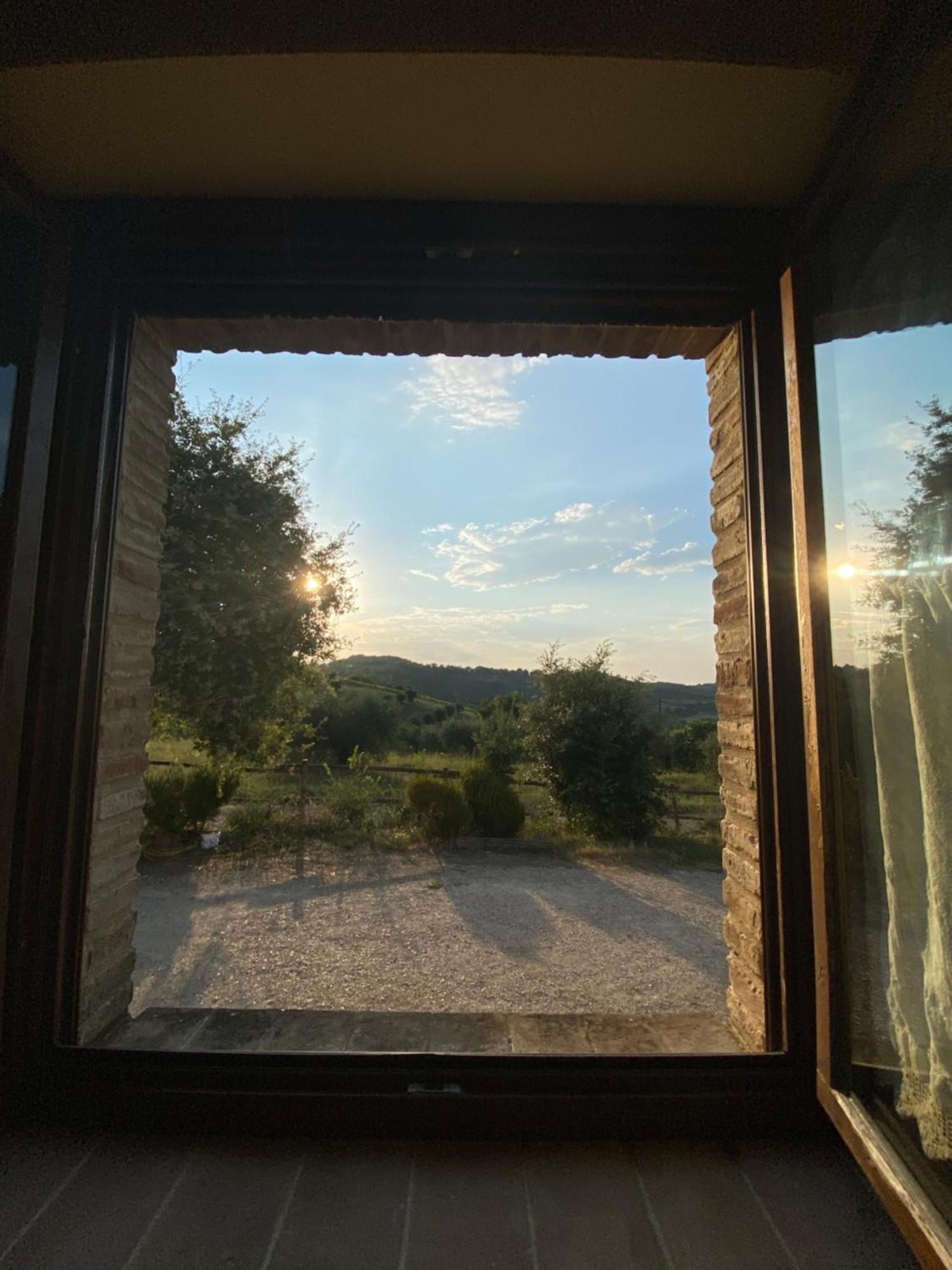 Agriturismo Sant'Angelo Holiday Farm Gualdo Cattaneo Buitenkant foto